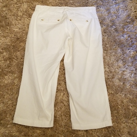5/$20 DOCKERS WHITE 5 POCKET CAPRIS - Picture 4 of 5